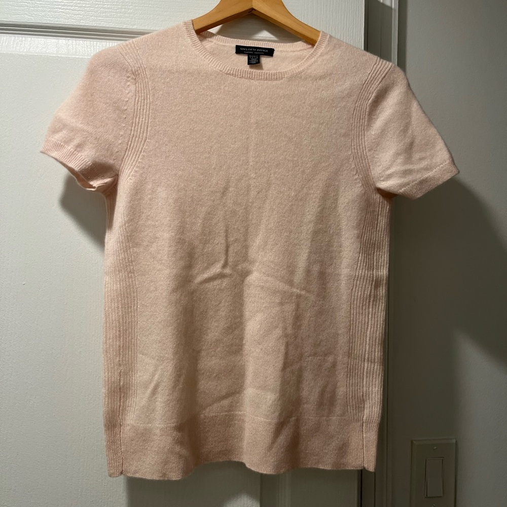 Saks Soft Pink Short Sleeve Sweater